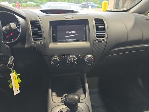 Used 2015 Kia Forte EX FWD image 20