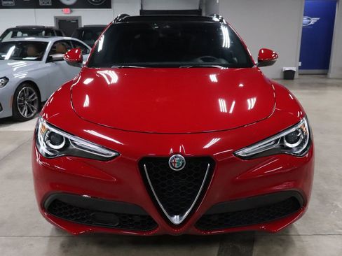 Used 2022 Alfa Romeo Stelvio Ti w/ Active Assist Plus Package image 9