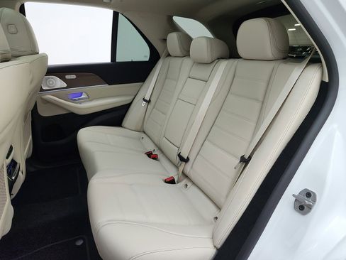New 2026 Mercedes-Benz GLE 450 4MATIC image 11
