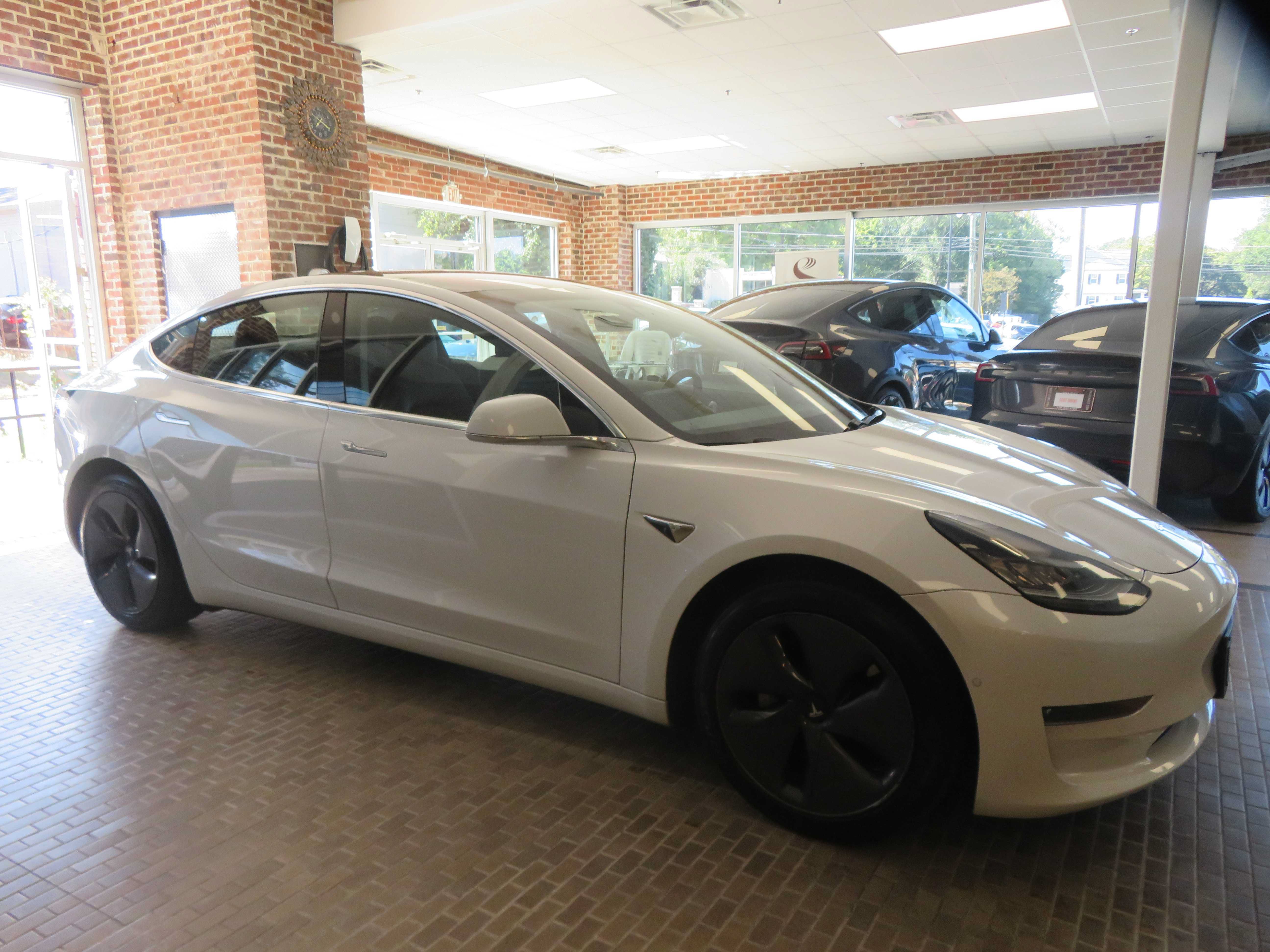 Used 2018 Tesla Model 3 Long Range AWD/4WD image 62