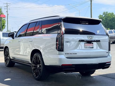 Used 2025 Cadillac Escalade Sport Platinum w/ LPO, ONYX Package AWD/4WD image 5