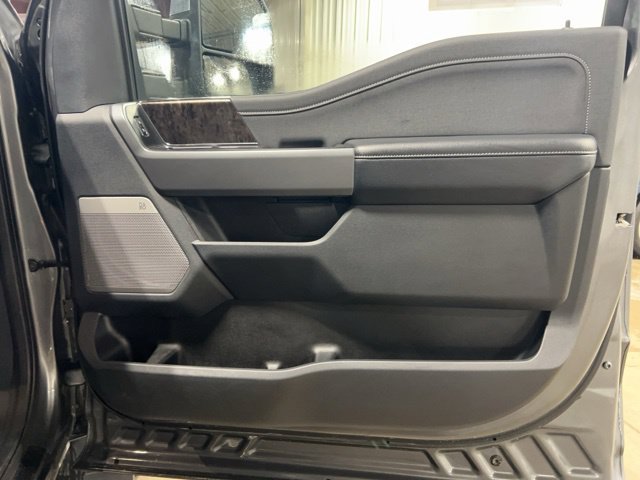 Used 2025 Ford F350 Lariat AWD/4WD image 24