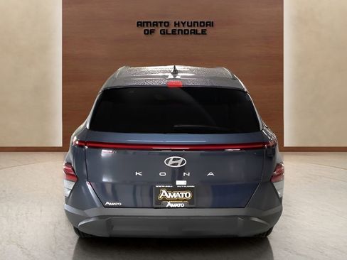 Used 2025 Hyundai Kona SEL FWD image 9