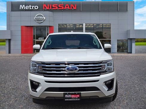 Used 2020 Ford Expedition XLT w/ Equipment Group 201A RWD image 2