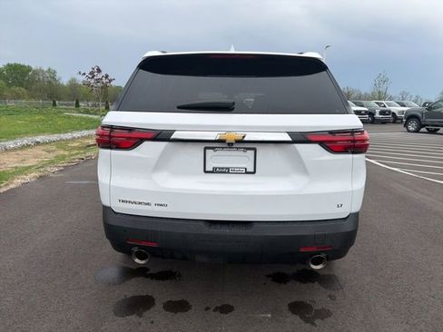 Used 2023 Chevrolet Traverse LT AWD/4WD image 8