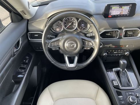 Used 2019 MAZDA CX-5 Touring image 11