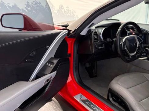 Used 2019 Chevrolet Corvette Grand Sport RWD image 23