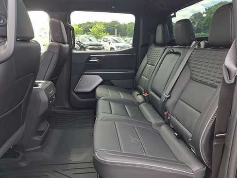 Used 2025 GMC Sierra EV Denali AWD/4WD image 20