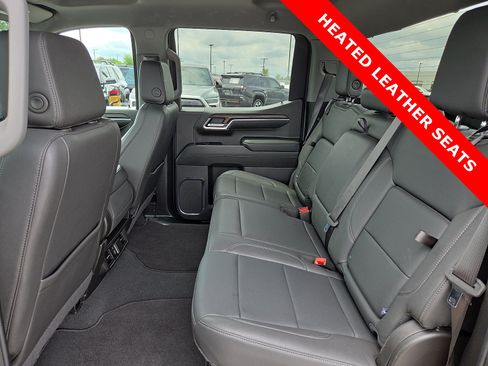 Used 2024 GMC Sierra 1500 SLT AWD/4WD image 10