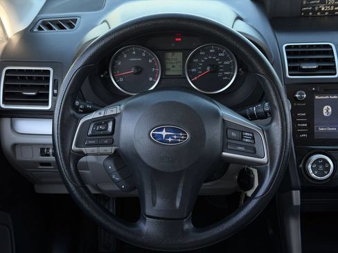 Used 2016 Subaru Forester 2.5i Premium w/ Popular Package #2 AWD/4WD image 14