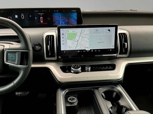 Used 2025 Ford Expedition Max Active RWD image 10