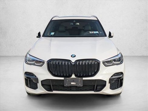 Used 2022 BMW X5 xDrive40i w/ M Sport Package image 2