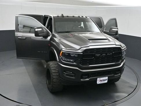 Used 2024 RAM 2500 Limited AWD/4WD image 50