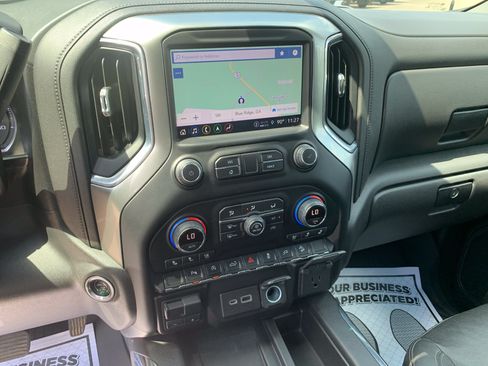 Used 2021 Chevrolet Silverado 1500 LTZ AWD/4WD image 23