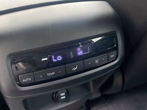 Used 2022 Hyundai Palisade SEL AWD/4WD image 26