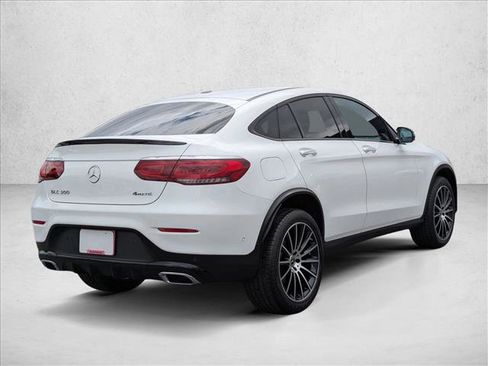 Used 2022 Mercedes-Benz GLC 300 4MATIC Coupe image 5