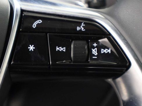 Used 2025 Audi A8 L 3.0T AWD/4WD image 26