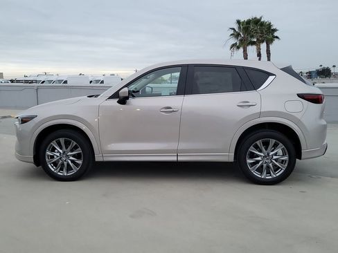 New 2025 MAZDA CX-5 AWD 2.5 S w/ Premium Plus Pkg image 24