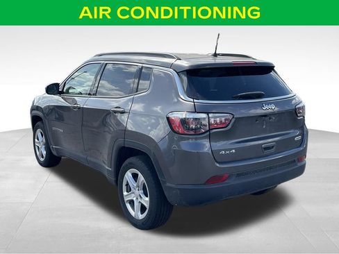 Used 2023 Jeep Compass Latitude AWD/4WD image 12
