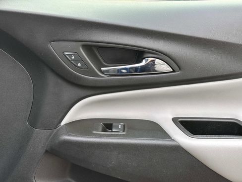 Used 2022 Chevrolet Equinox LT image 15