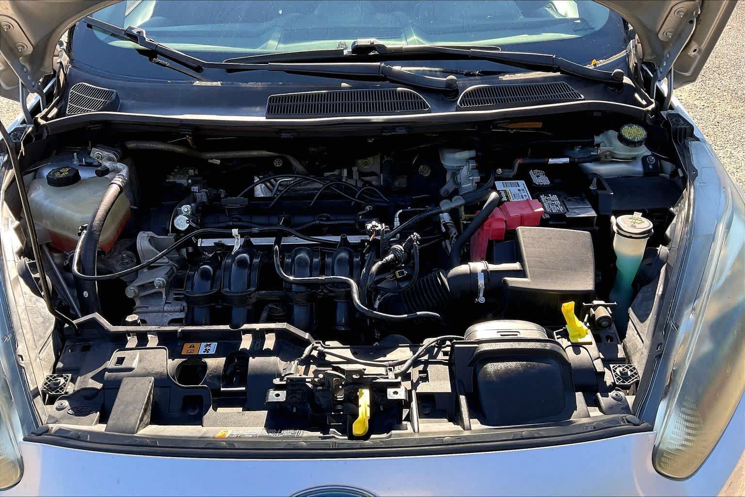Used 2015 Ford Fiesta SE FWD image 31