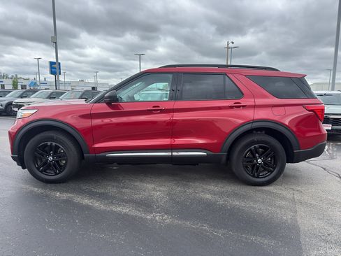 Used 2022 Ford Explorer XLT w/ Class IV Trailer Tow Package AWD/4WD image 6