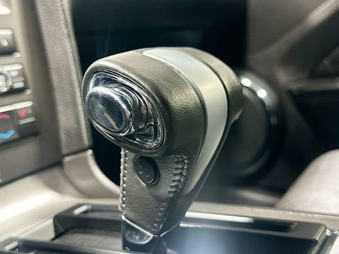 Used 2010 Ford Mustang GT Premium RWD image 17