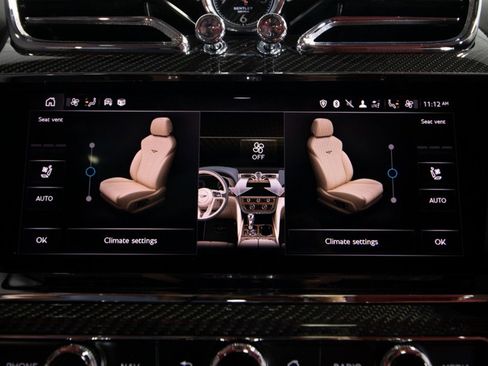 Used 2022 Bentley Bentayga image 31