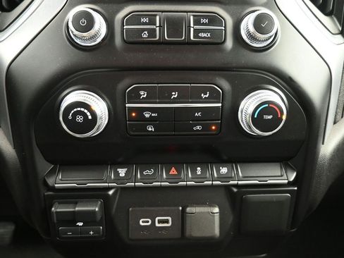 Used 2023 GMC Sierra 2500 SLE image 16