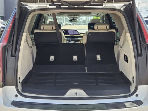 Used 2022 Cadillac Escalade Premium Luxury Platinum AWD/4WD image 20