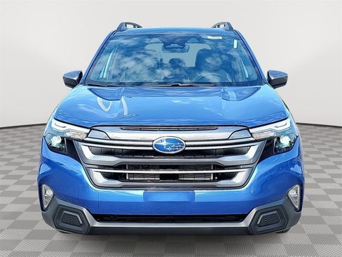 New 2025 Subaru Forester Premium image 2