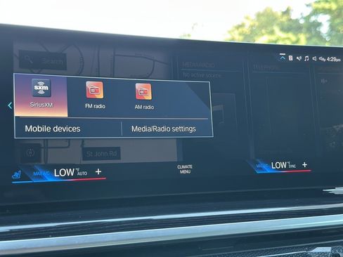 Certified 2023 BMW X7 xDrive40i w/ M Sport Package image 45