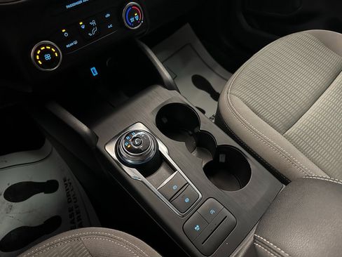Used 2020 Ford Escape S image 15