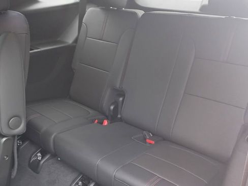 Used 2023 Chevrolet Traverse RS w/ LPO, Floor Liner Package AWD/4WD image 14