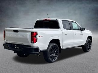 New 2025 Chevrolet Colorado Z71 w/ Technology Package AWD/4WD video 3