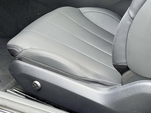 New 2025 Mercedes-Benz CLE 300 4MATIC Coupe image 12