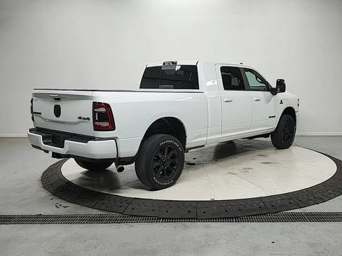 Used 2023 RAM 2500 Laramie AWD/4WD image 7