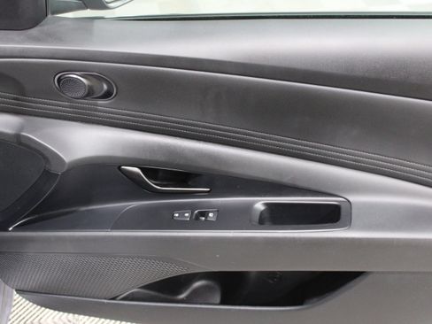 Used 2025 Hyundai Elantra Sport FWD image 24