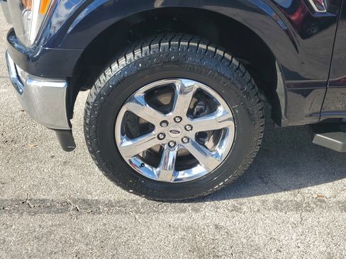 Used 2022 Ford F150 Lariat image 5