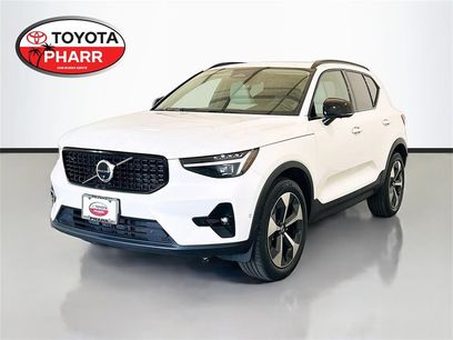 Used 2025 Volvo XC40 B5 Plus w/ Protection Package Premier