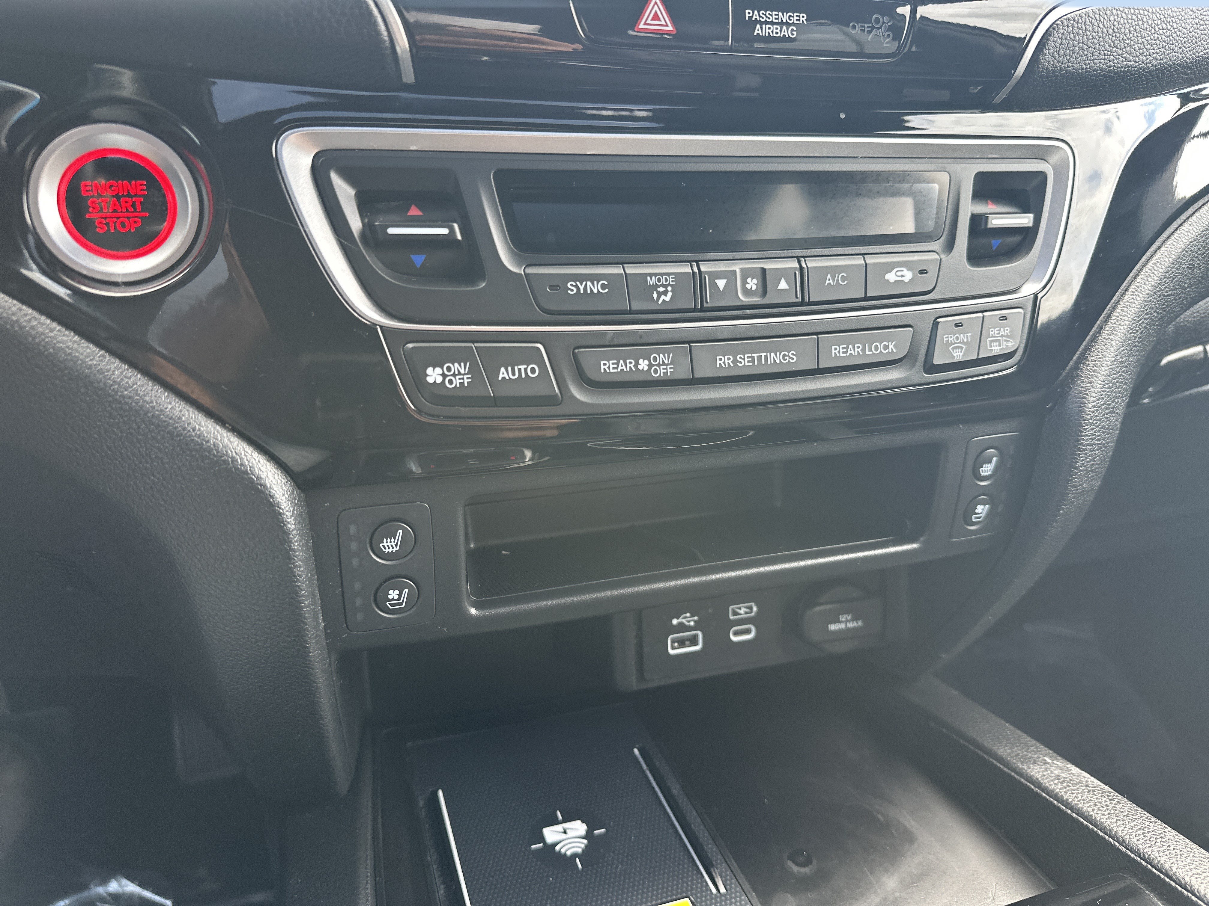 Used 2025 Honda Passport Black Edition image 18