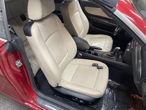 Used 2013 BMW 128i Convertible RWD image 20
