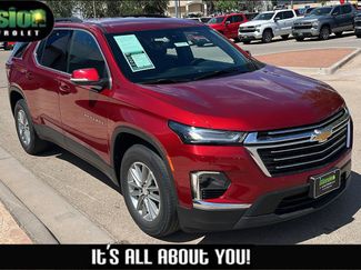 Used 2023 Chevrolet Traverse LT FWD video 1
