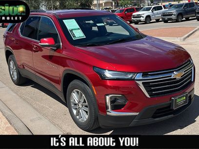 Used 2023 Chevrolet Traverse LT