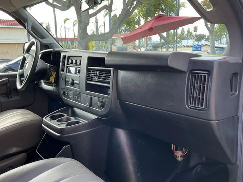 Used 2020 Chevrolet Express 2500 Extended w/ Driver Convenience Package RWD image 17