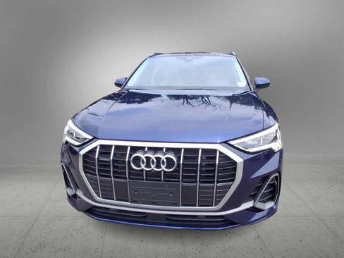 Used 2023 Audi Q3 2.0T Premium Plus w/ Premium Plus Package AWD/4WD image 3