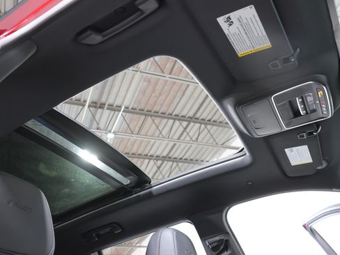 Used 2026 Chevrolet Equinox RS w/ Convenience Package III FWD image 19