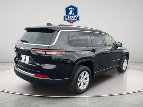 Used 2023 Jeep Grand Cherokee L Limited AWD/4WD image 10