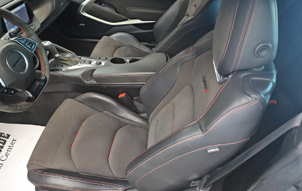 Used 2023 Chevrolet Camaro ZL1 RWD image 10