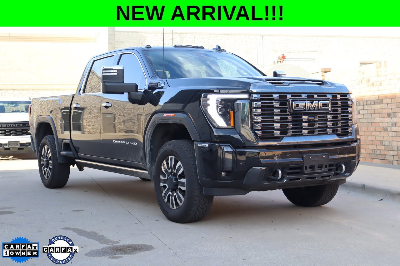 Used 2024 GMC Sierra 2500 Denali Ultimate AWD/4WD image 1